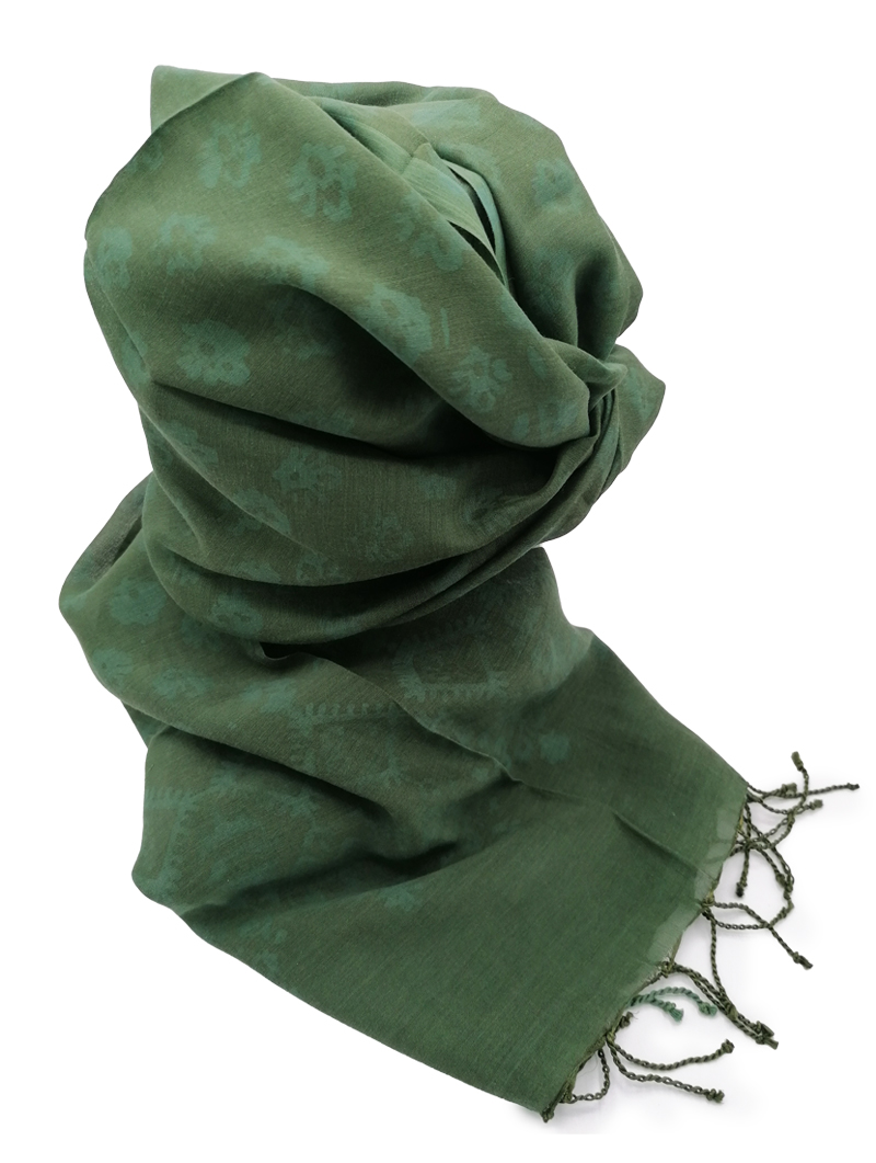 Half-Silk-Double-Dye-Green, Green with Tassels