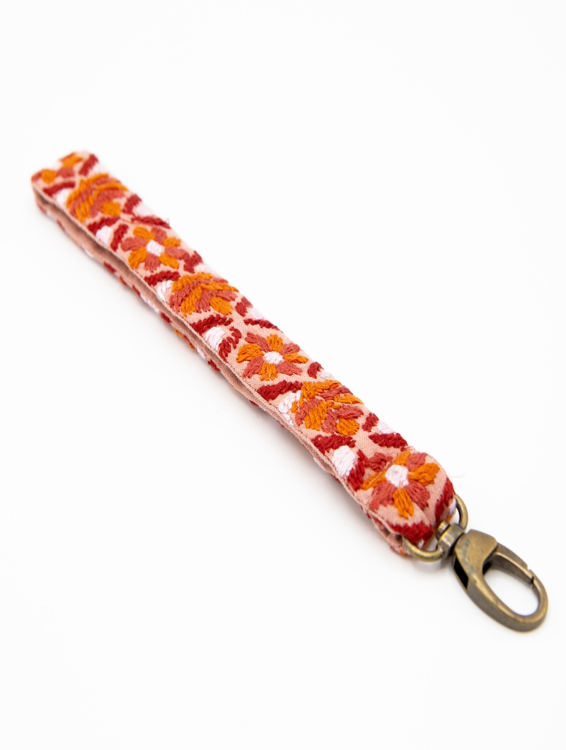 Key chain - Embroidered - Peach